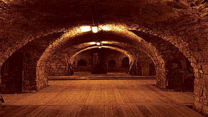 Misterul tunelurilor antice pe sub Marea Neagră care leagă România de Turcia. De cine au fost construite?