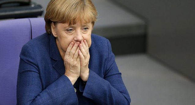 Merkel s-a prăbușit în sondaje. Germanii nu sunt de acord cu politica ei legată de refugiați