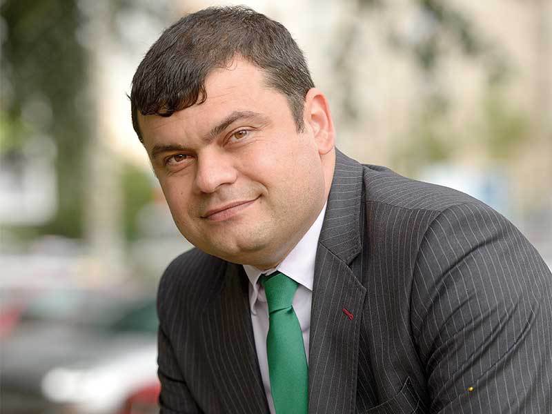 Cum să îți creezi un brand de software. La 24 de ani a pornit compania, iar în zece ani a ajuns la venituri de 2,4 milioane de euro