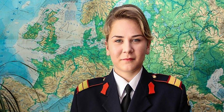 Eleva plutonier Sabina Calisevici a luat medalia de aur la Olimpiada Internațională de Geografie
