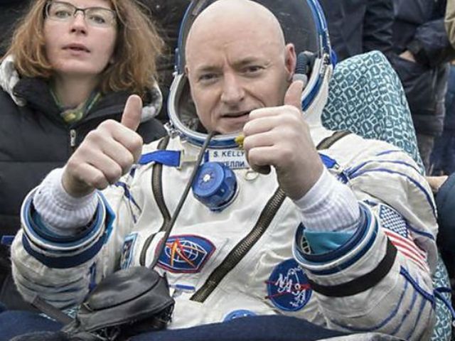 Incredibil. Pentru că a fost în spațiu,  Scott Kelly a rămas mai tânăr decât fratele său geamăn. Care este motivul
