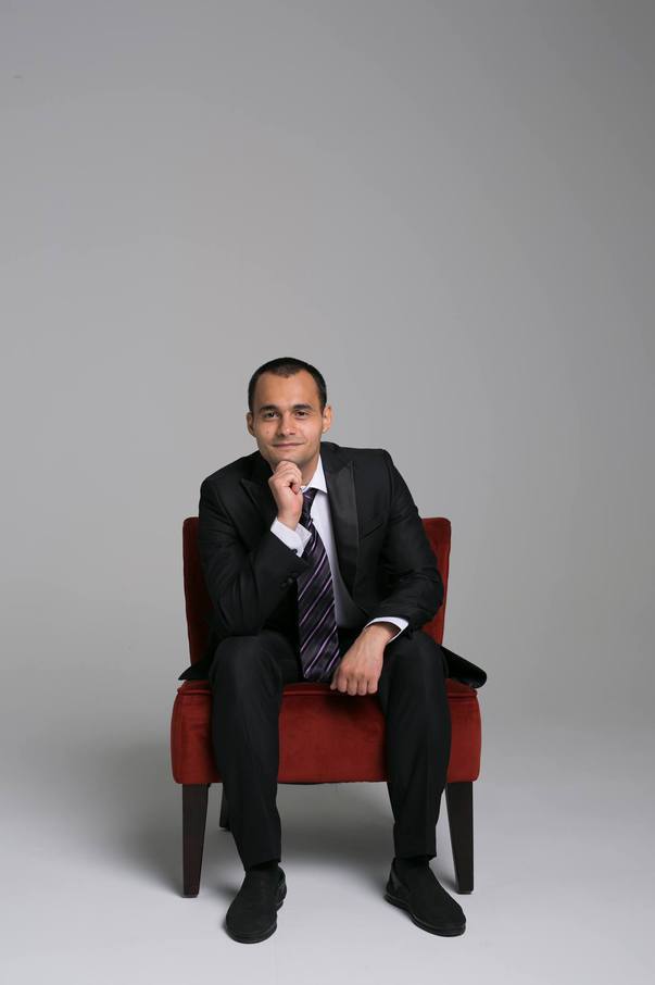 Cum privește România un tânâr în care s-au investit mii de euro și care stă "pe tușă"