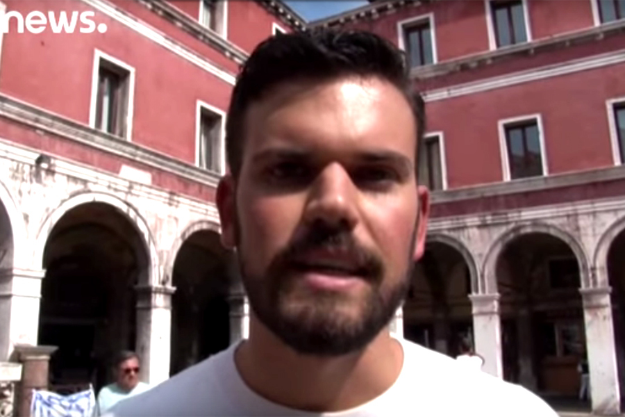Locuitorii celui mai frumos oraș din Europa s-au săturat de turiști: “Ne vrem orașul înapoi!”