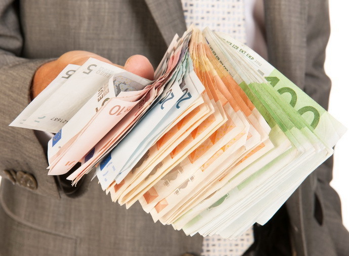 Un business simplu, dar extrem de profitabil. Doi tineri câștigă un miliard de euro dintr-o afacere la care nu v-ați fi gândit niciodată