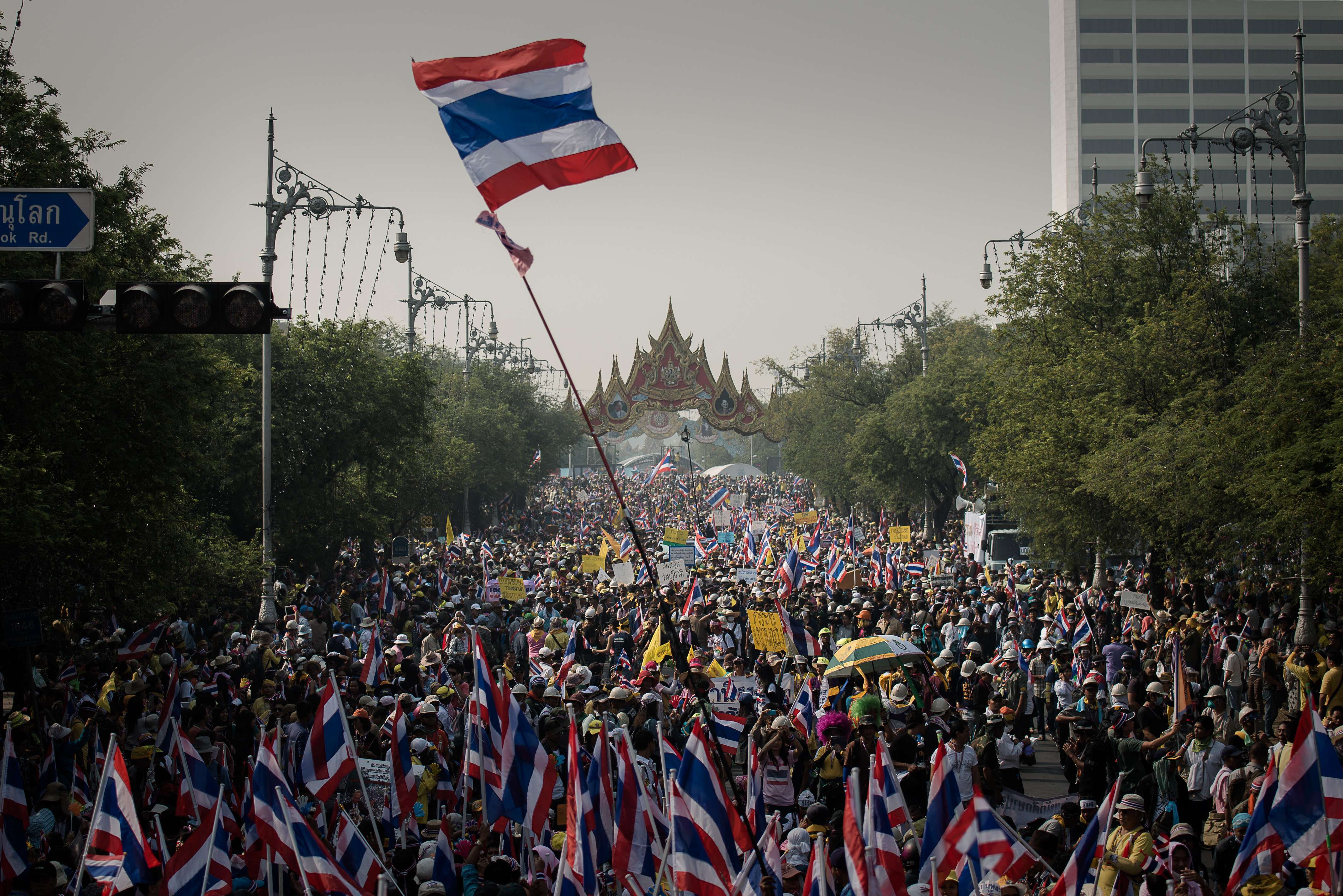Regele Bhumibol al Thailandei a decedat