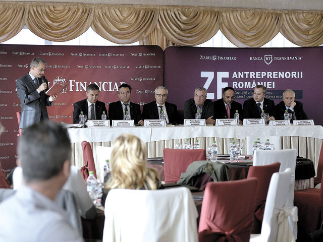 Antreprenorii României:„Avem taxe peste taxe. Merg la Registrul Comerțului să schimb o virgulă și plătesc 300-500 de lei”