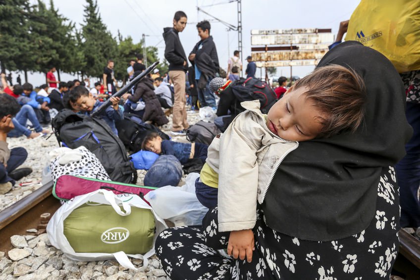 Prima țară din Europa care își întreabă locuitorii dacă să accepte sau nu refugiați
