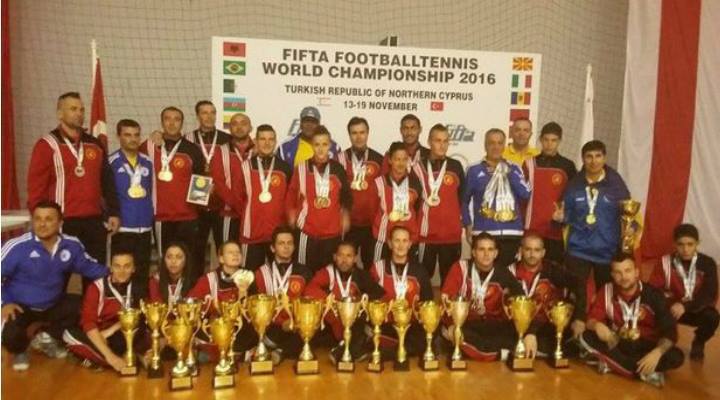 Felicitări! România a câștigat 13 medalii de aur la Campionatul Mondial de fotbal tenis