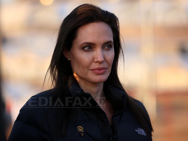 Angelina Jolie, prima apariție publică după despărțirea de Brad Pitt, într-un video - VIDEO