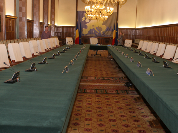 Fostul ministru de Finanțe, Eugen Teodorovici: Fiecare ședință de Guvern costă 15.000 de euro