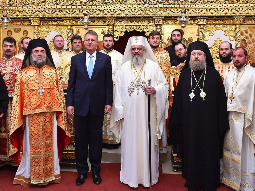 Micul război al lui Iohannis cu Biserica. „A fi tolerant nu înseamnă a fi tăntălău”