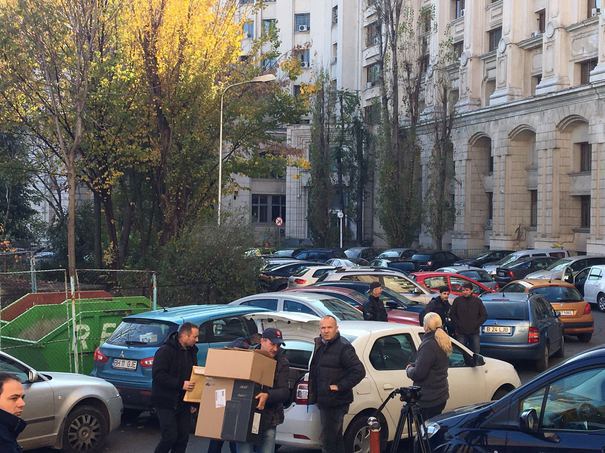 Percheziții privind acordarea ilegală de certificate de revoluționar / Președintele "Asociației 21 Decembrie" Teodor Mărieș: Existau suspiciuni că se încasează ilegal indemnizații