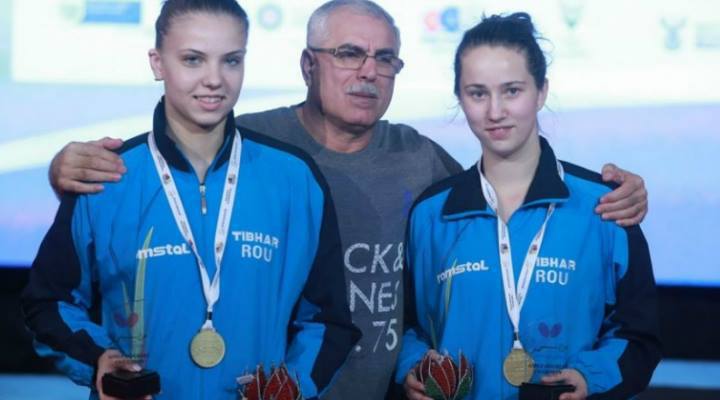 FELICITĂRI! România este CAMPIOANĂ mondială la dublu junioare la tenis de masă