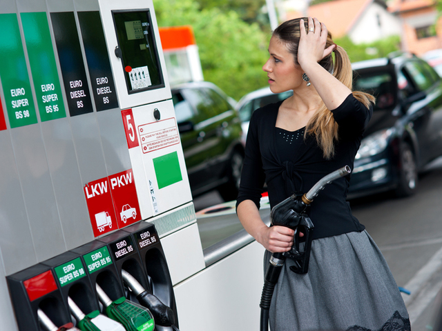 Anunțul de ultimă oră făcut de benzinării: Ce se va întâmpla de la 1 ianuarie cu prețurile carburanților. Toți șoferii trebuie să știe asta
