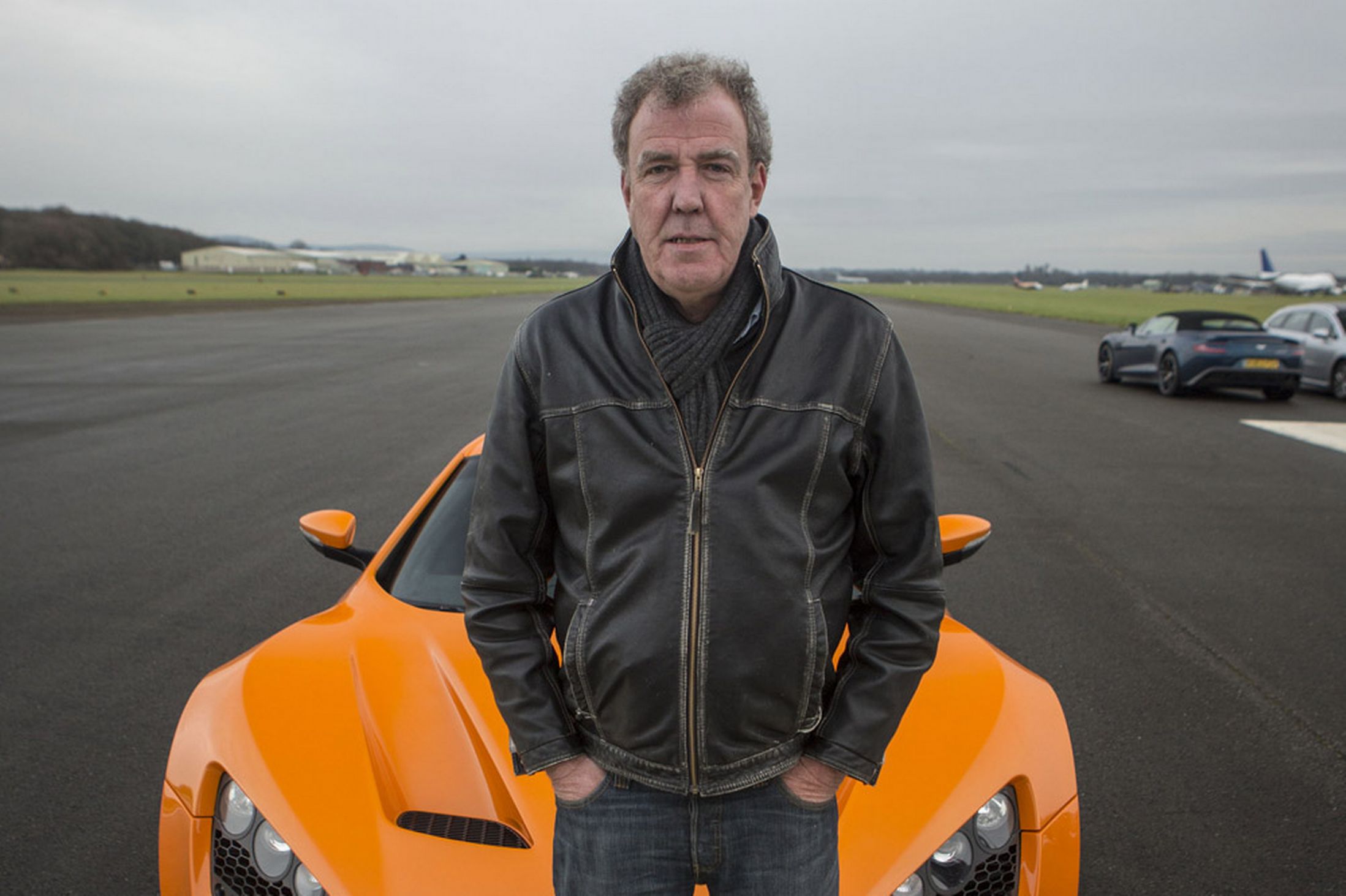 Românii din Marea Britanie, UMILIȚI din nou de Jeremy Clarkson. Imaginile pe care le-au văzut milioane de oameni. „E un derapaj bazat pe stereotipuri fascistoide”