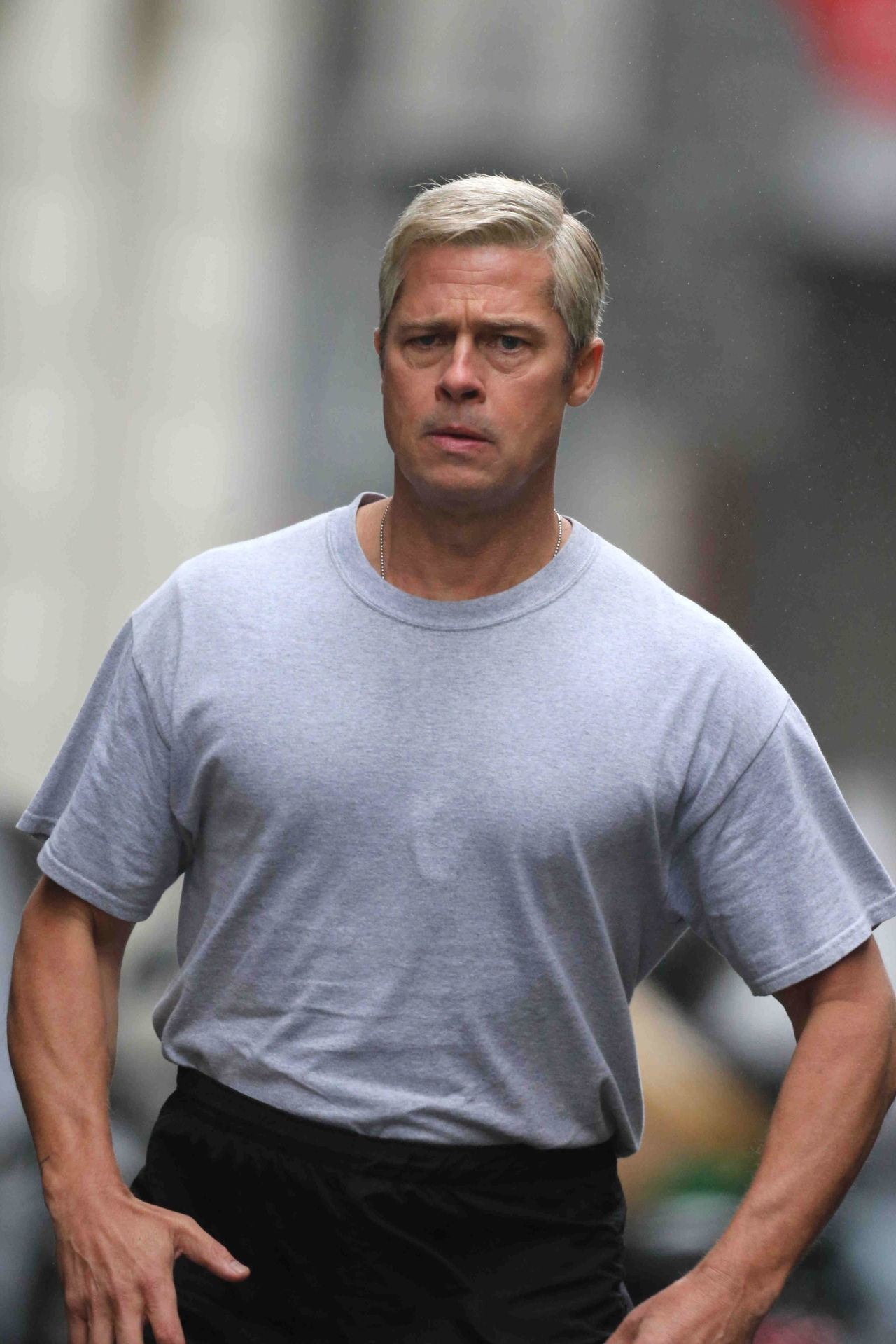 Brad Pitt, de nerecunoscut. Cum și-a serbat prima aniversare după divorțul de Angelina