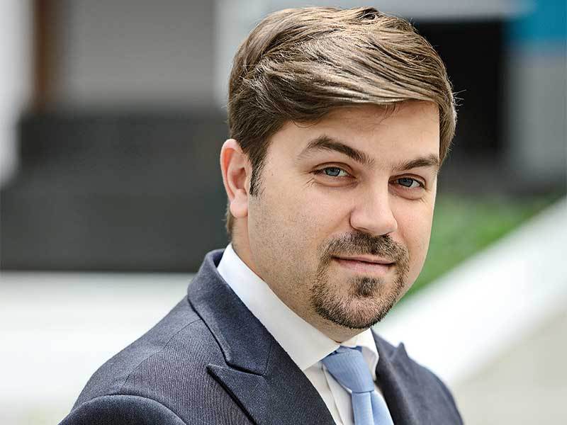 Tineri manageri de top 2016: Lucian Mâțu, director executiv direcția produse și segmente micro BCR