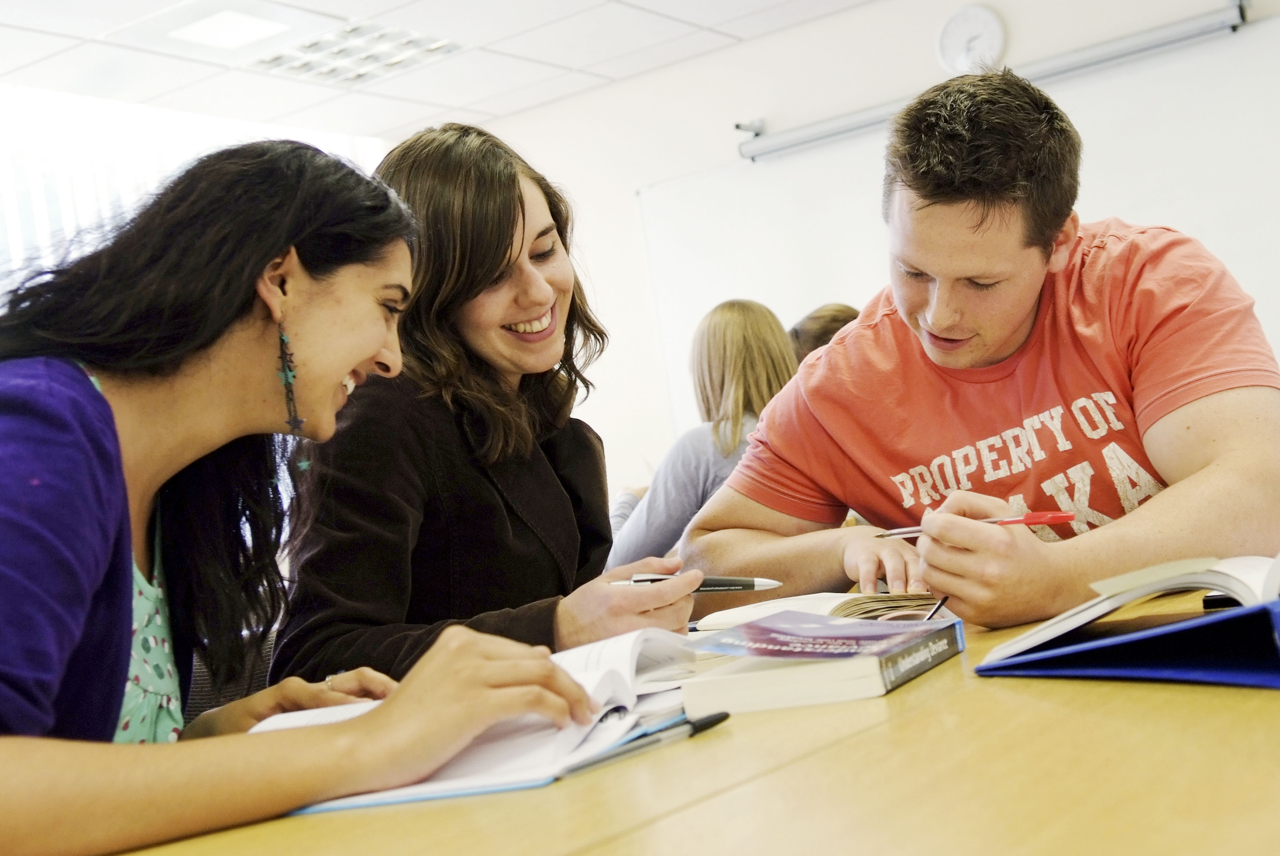 Facultățile din România care nu scot șomeri. Salariile la absolvire încep de la 3.500-4.000 lei net