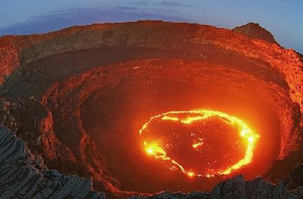 Supervulcanul care a generat cea mai puternică erupție din istoria Europei se trezește. Unde se află localizat. VIDEO