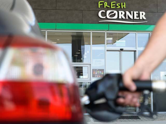 Mișcare surpriză: MOL vrea să-și transforme jumătate benzinării până la finalul anului