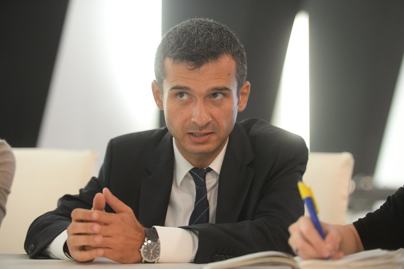 Povestea incredibilă a românului care la 37 de ani a devenit milionar în euro. La numai 20 de ani a avut curajul să facă ceva la care nu se mai gândise nimeni, a riscat și a câștigat