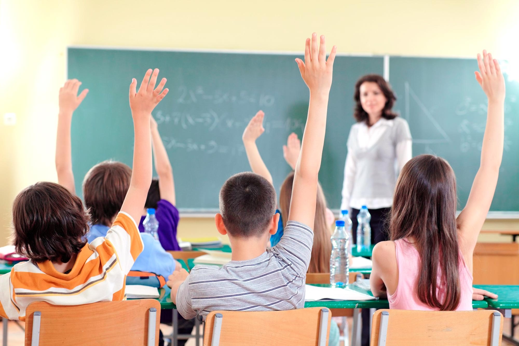 Noul ministru al educației a aprobat vineri un document ce permite directorilor de școli care n-au trecut examenul să revină pe posturi