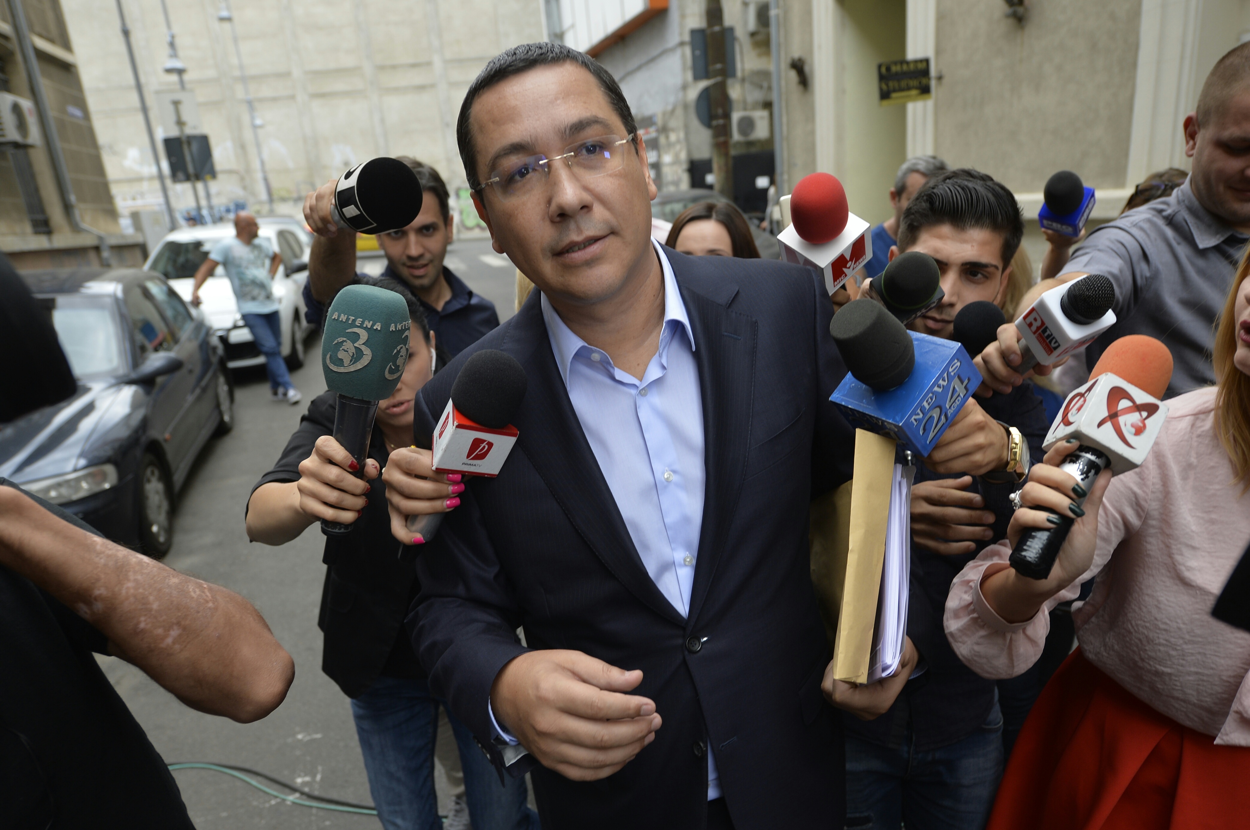 Gest ABSOLUT DEPLASAT al lui Victor Ponta după incendiul din Bamboo. Mesajul care a stârnit FURIA pe internet