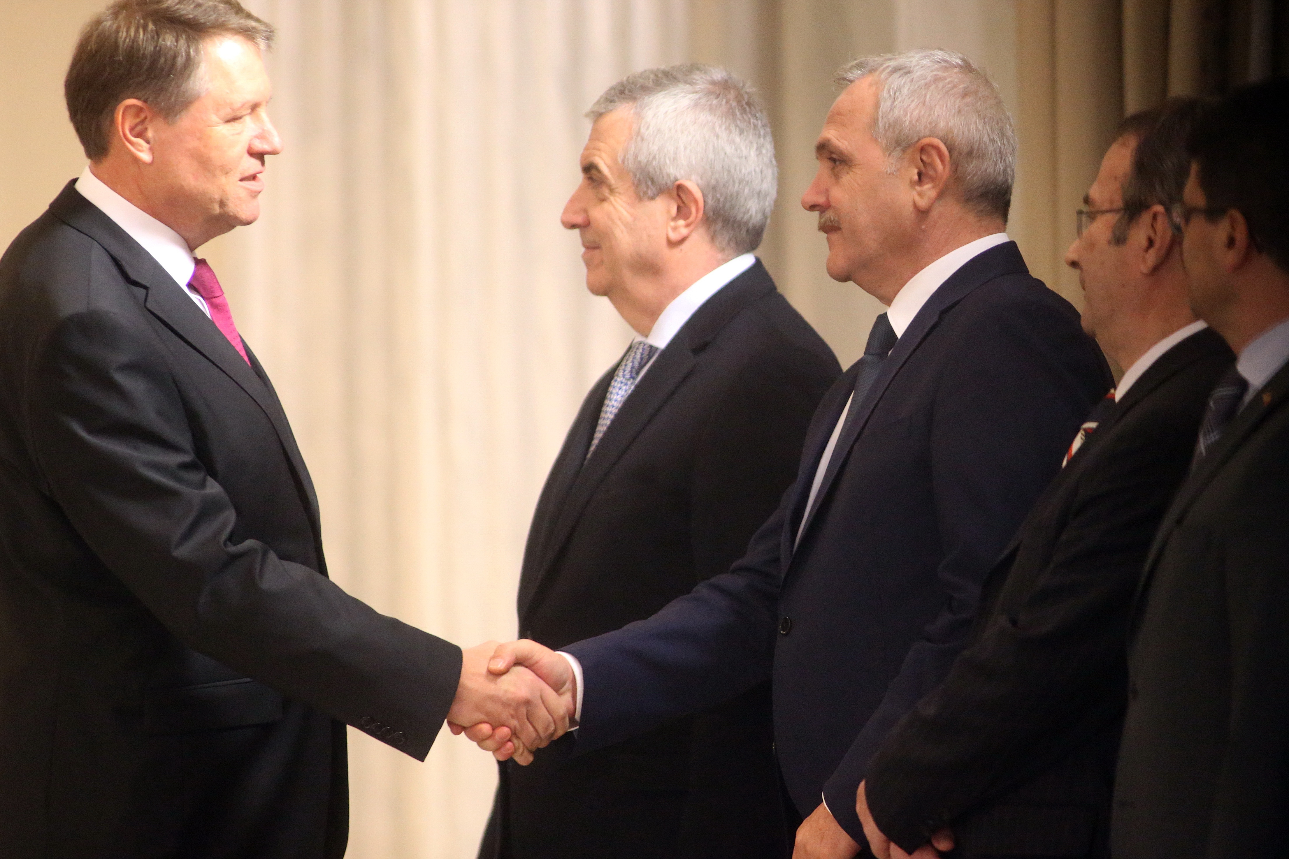 Planul care aruncă în aer scena politică la două zile de la instalarea noului Guvern. Reacția de ultimă oră a lui Dragnea