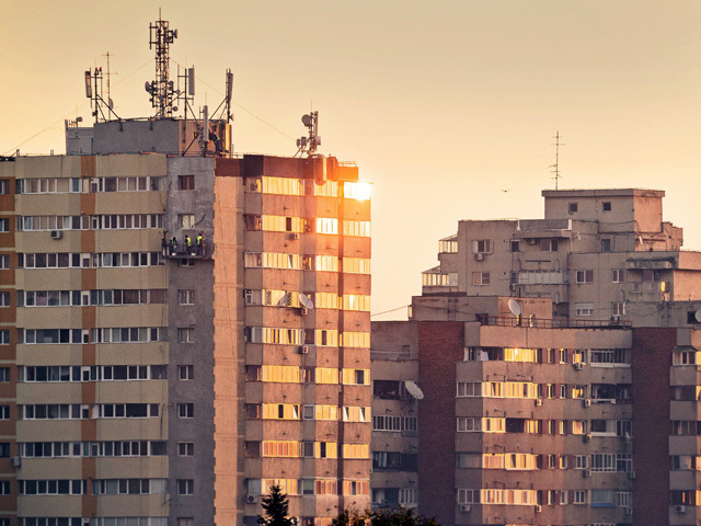 Un Bucureștean a vrut să-și cumpere un apartament. Când s-a uitat la prețuri, SURPRIZĂ! Cum au ajuns ”peste noapte” locuințele mai scumpe cu mii de euro