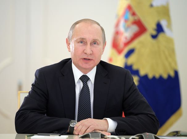 Președintele rus Vladimir Putin solicită Europei să rămână unită