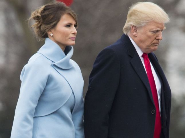 Gestul scandalos pe care Trump l-a făcut față de soția sa. Camerele video au surprins tot. ''Este foarte urât''