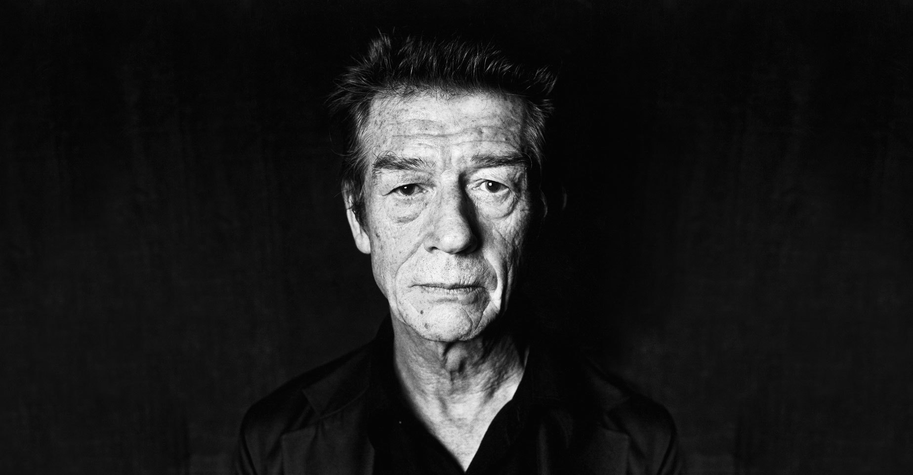 Actorul John Hurt, cunoscut pentru rolurile din filmele "The Elephant Man" si "Midnight Express", a murit la varsta de 77 de ani