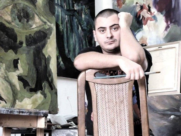După ce salvează vieți, un pompier timișorean își așterne pe pânză misiunea