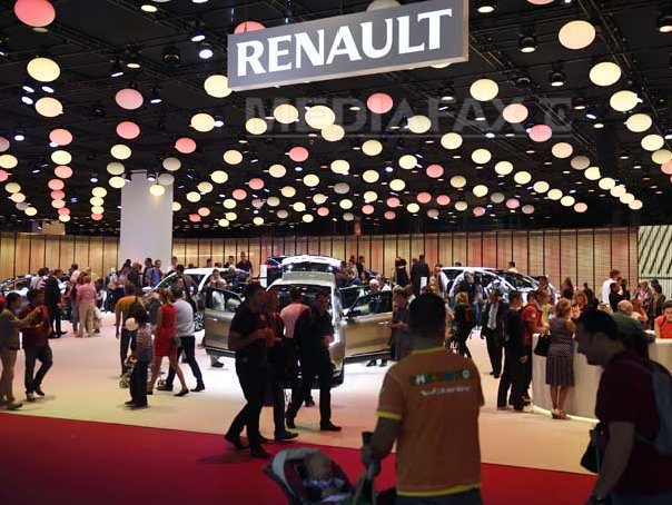 Compania Renault este anchetată în cazul emisiilor motoarelor diesel. Grupul auto respinge acuzațiile