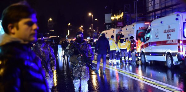 Vicepremier turc: Un serviciu străin probabil a organizat atentatul comis de Revelion în Istanbul