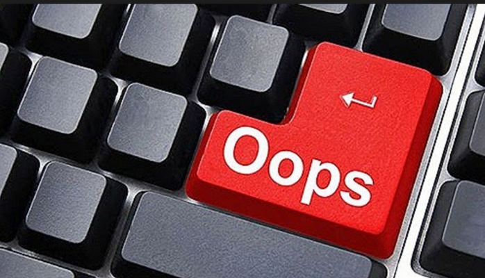 Cele mai costisitoare 10 typo-uri sau cum o literă în plus sau în minus te poate costa milioane de dolari