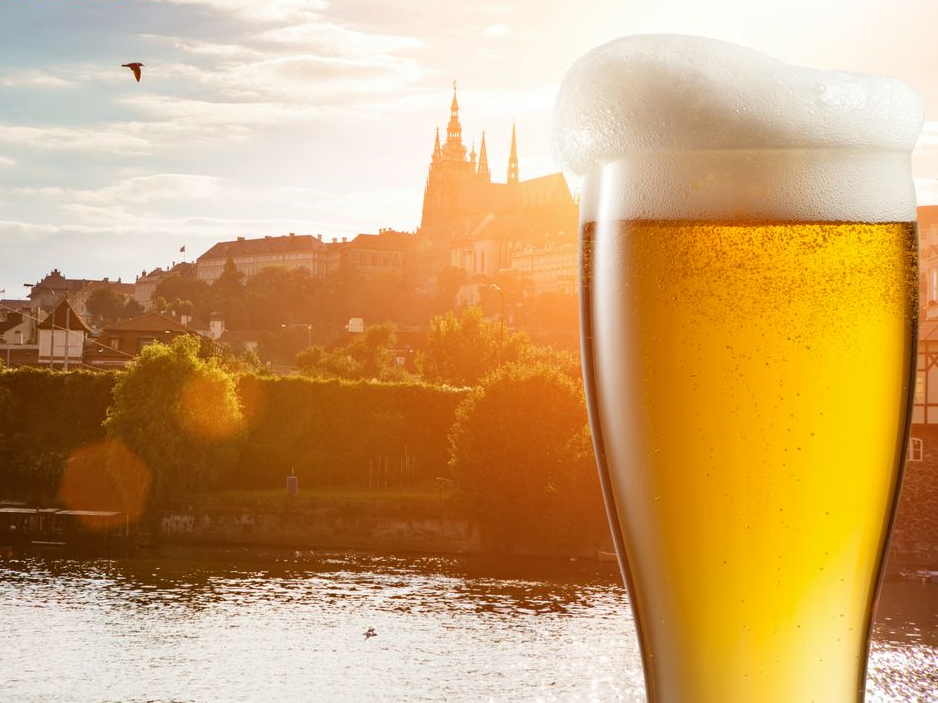 Paravion: Peste 50% dintre românii care și-au cumpărat city break-uri în Europa pentru această primăvară au plătit cel mult 250 de euro