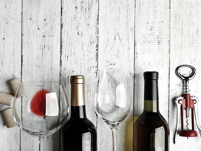 Sezonul Wine barurilor. Cât se investește și cum se fac bani din vin