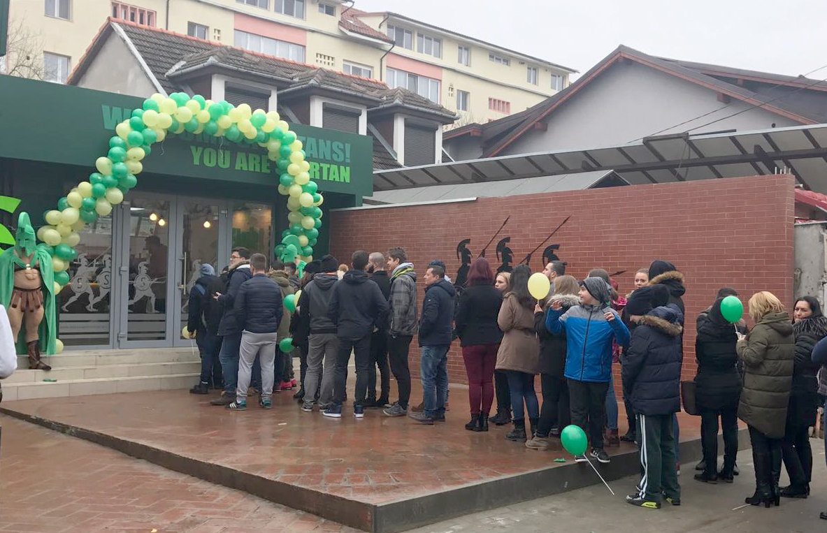 Lanțul românesc care se bate cu McDonald’s și KFC plănuiește extinderea în Ungaria