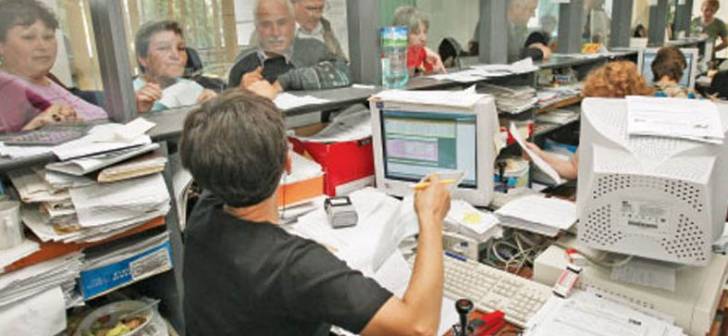 Funcționarii publici vor primi un spor de stres de 50 la sută din salariul