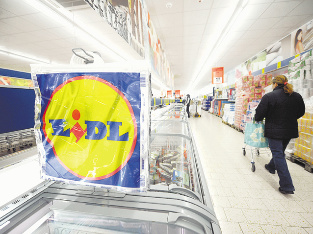 Lidl aruncă mănușa: A crescut MASIV salariile angajaților și acum angajează 500 de persoane! Ce salariu câștigă un angajat la Lidl