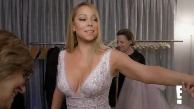 Părăsită de logodnic, Mariah Carey și-a ars rochia de mireasă, de de 250.000 de dolari