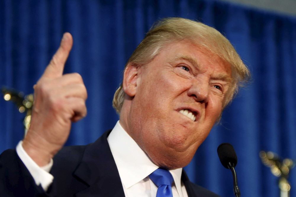 Omul-cheie din spatele doctrinei lui Trump. Are 31 de ani și a promovat blocada anti-musulmană din SUA