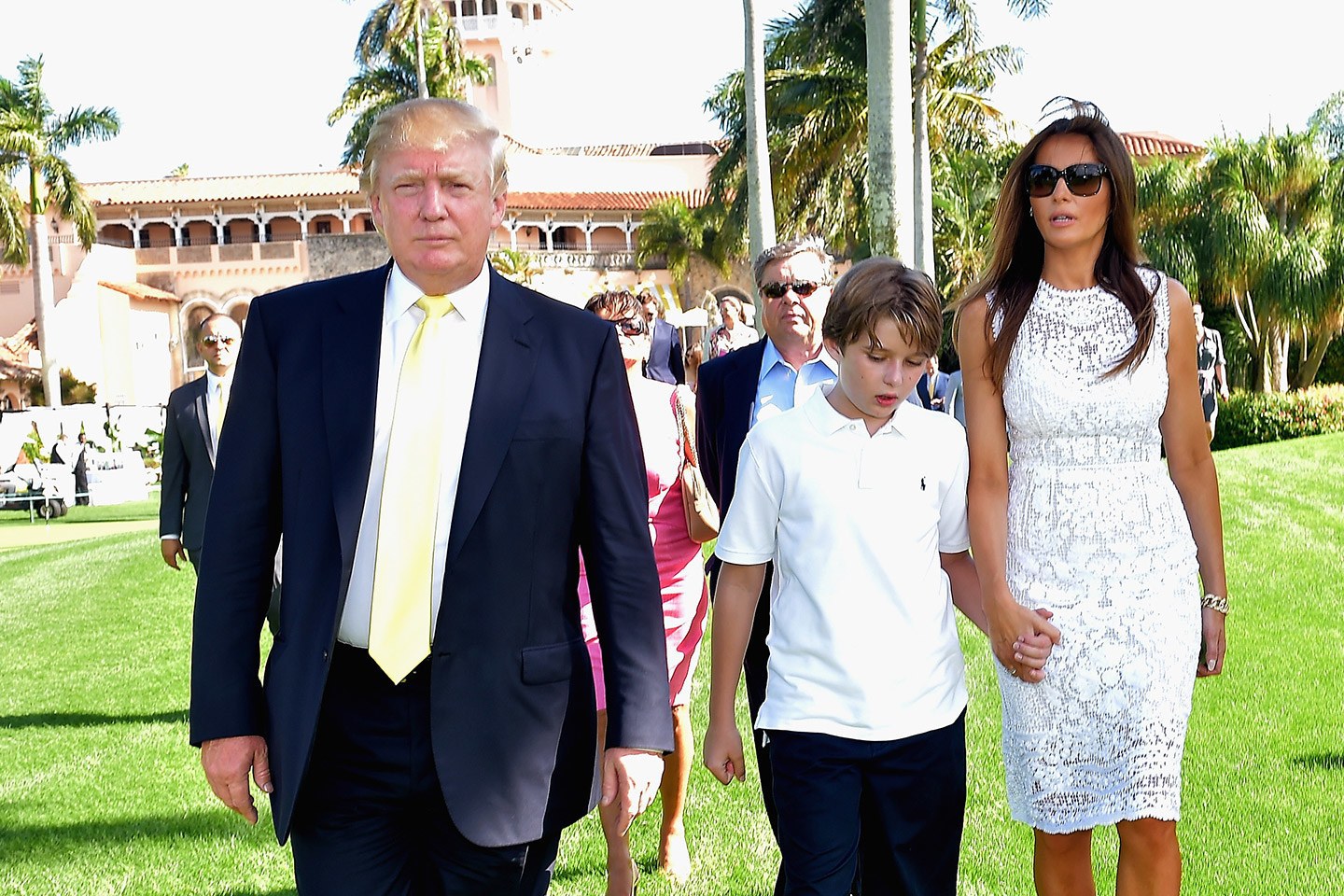 Suma COLOSALĂ pe care a cheltuit-o familia Trump într-o SINGURĂ LUNĂpe vizite private. Obama cheltuia banii aceștia într-un an întreg