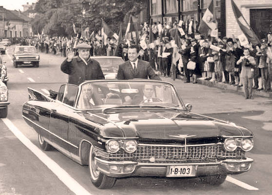 Mașinile de lux ale familiei Ceaușescu. O flotă de limuzine minunate și cea mai luxoasă Dacie din toate timpurile