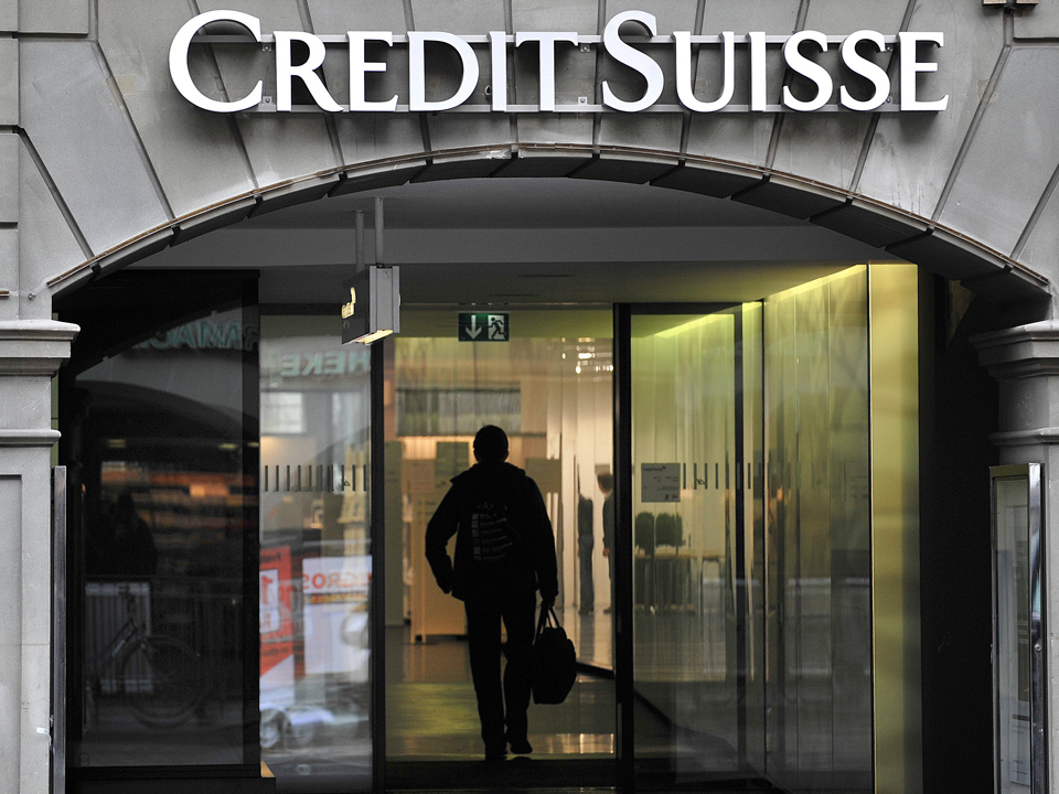 Percheziții în multe țări,într-o anchetă privind fraude fiscale asociate unei bănci elvețiene