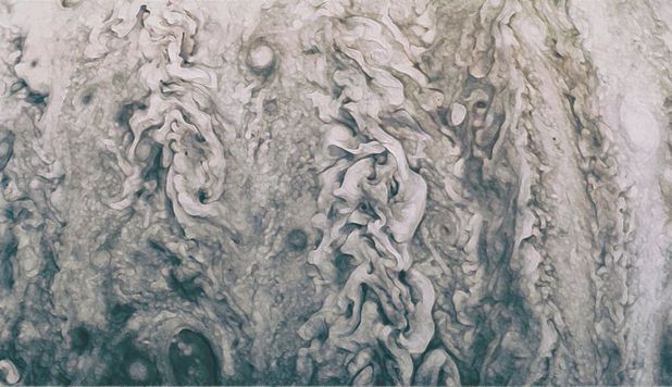 NASA a publicat noi imagini INCREDIBILE cu planeta Jupiter