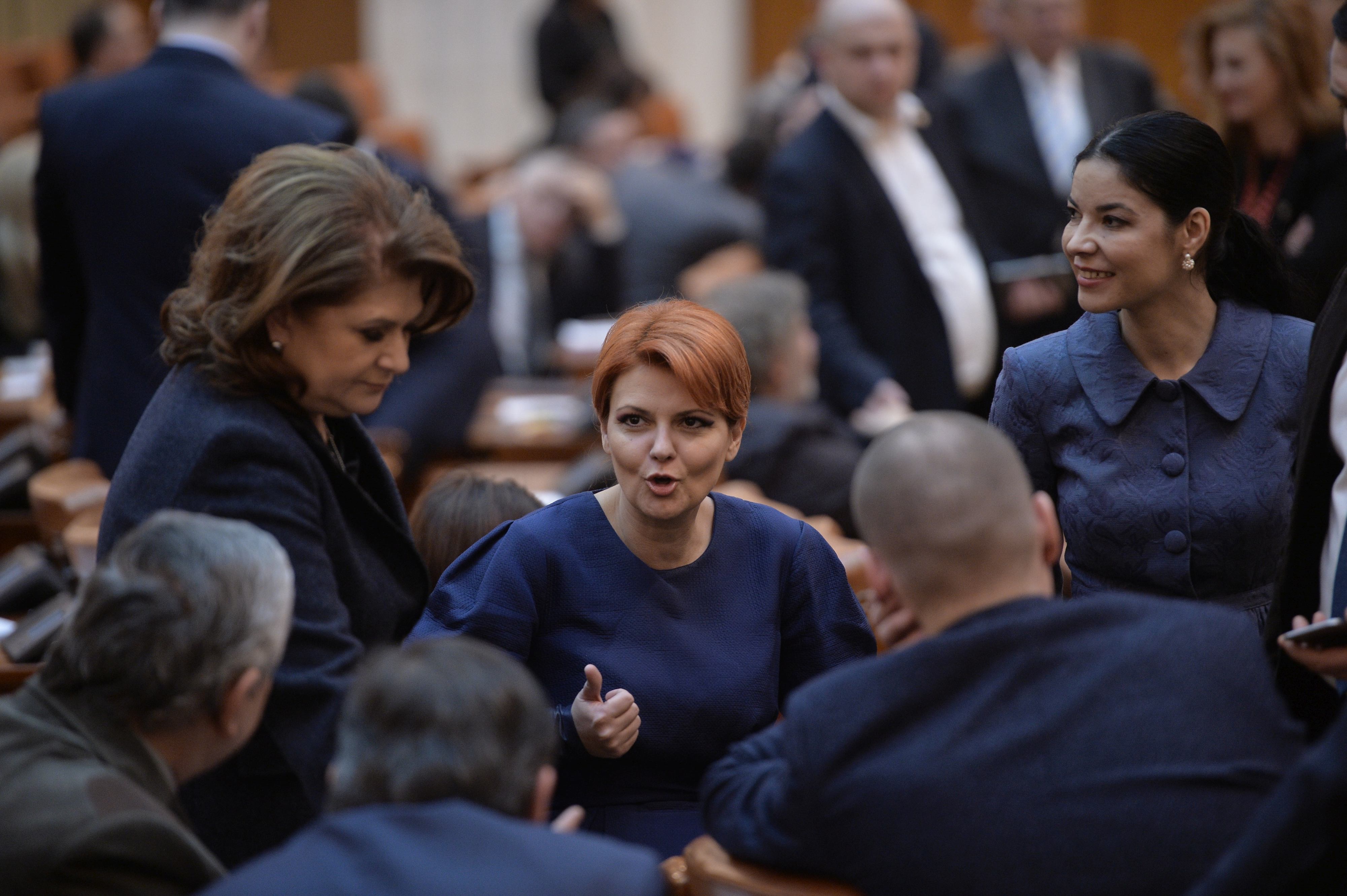 Olguța Vasilescu se inspiră dintr-o lege de pe vremea lui Ceaușescu pentru legea salarizării unitare.  Ce leafă va avea președintele