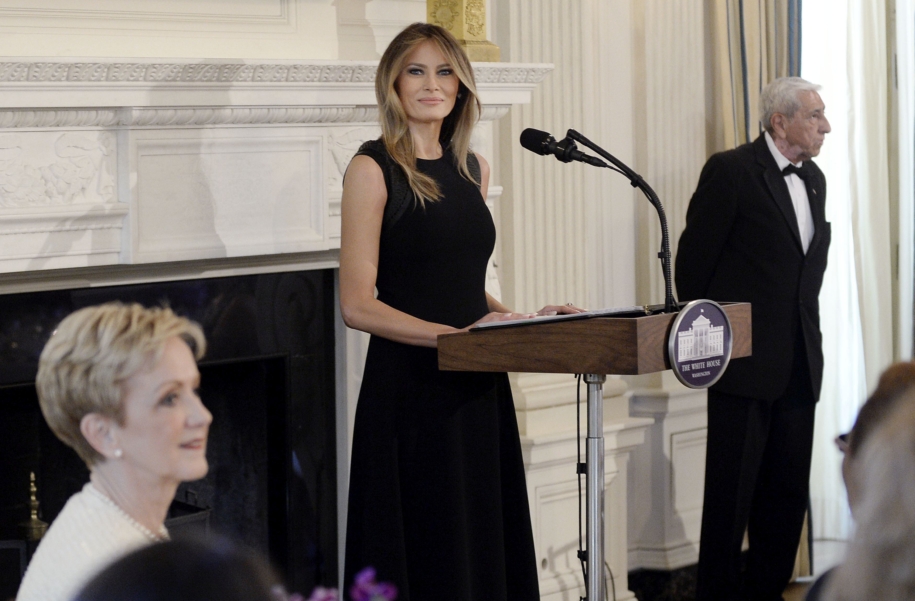 FOTO, VIDEO Melania îi DĂ O REPLICĂ tăioasă lui TRUMP: Ca imigrantă care a trăit sub comunism...