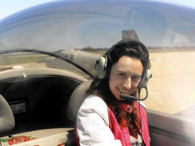 Această tânără de 22 de ani este considerată al doilea Einstein. La 14 ani și-a construit propriul avion